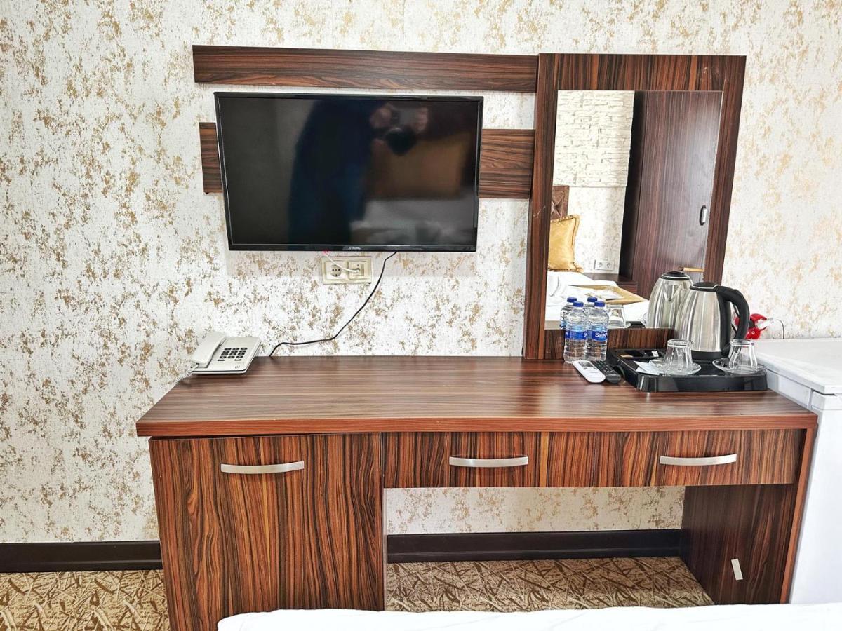 Rose Suite & Hotel Бююкчекмедже Экстерьер фото